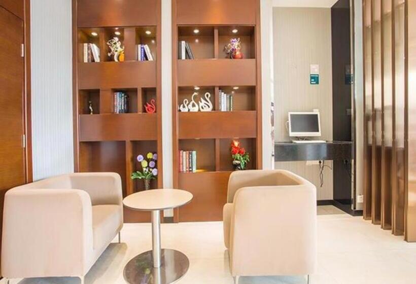 ホテル City Comfort Inn Nanning Chaoyang Square Theater Metro Station