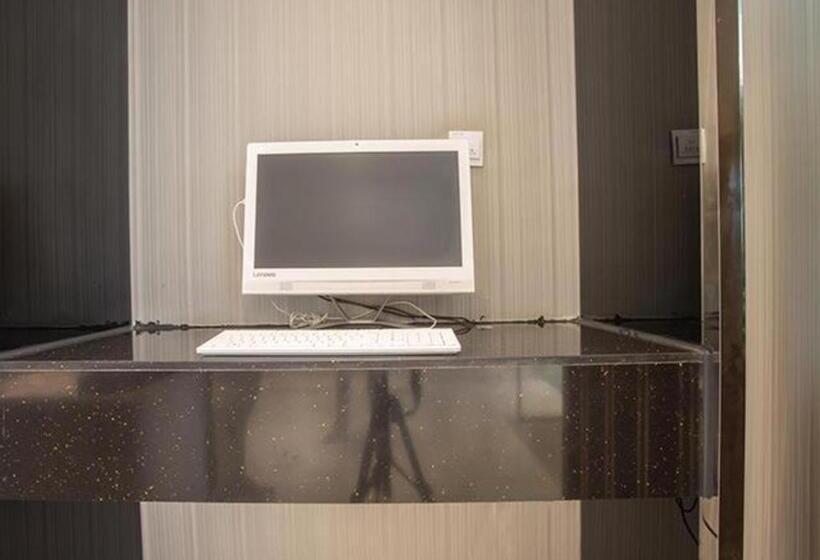 ホテル City Comfort Inn Nanning Chaoyang Square Theater Metro Station