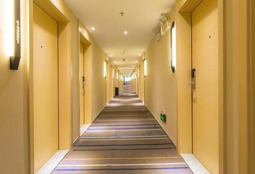 ホテル City Comfort Inn Nanning Chaoyang Square Theater Metro Station