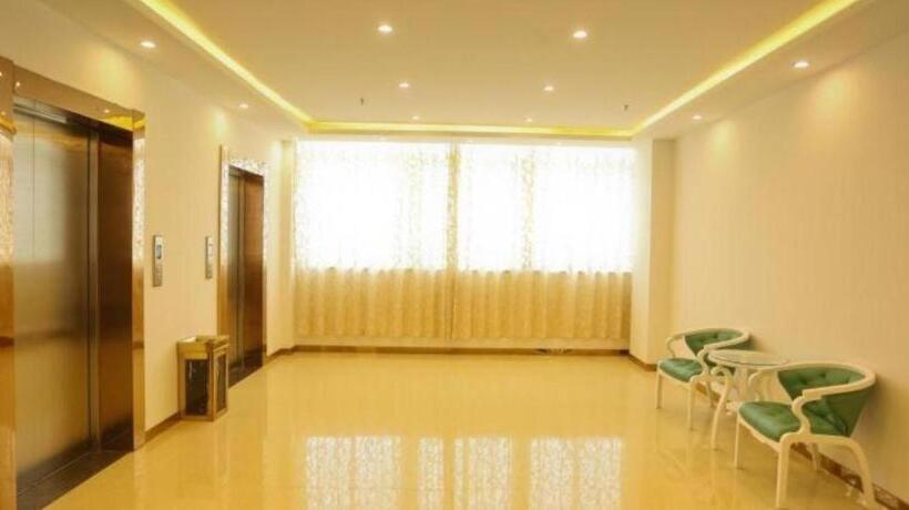 호텔 Greentree Inn Anqing Huaining County Development Zone Duxiu Road