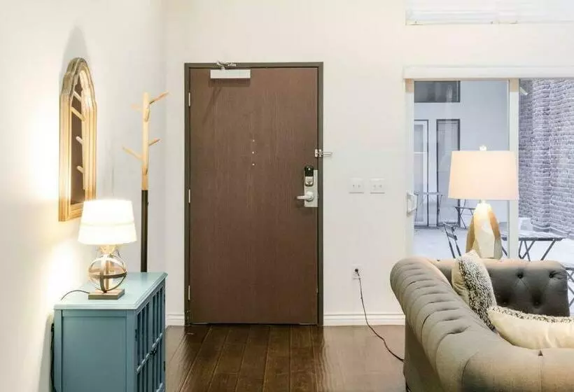 Abode Los Angeles   Downtown Historic Core