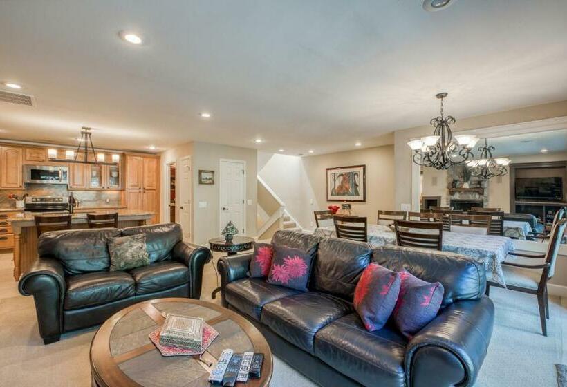 فندق Cedars West