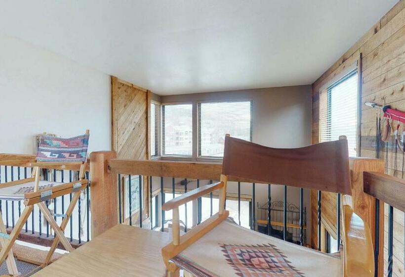 Hotelli Edgewater 1445 At Lakeside Village