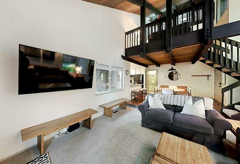 فندق 12 Tennis Village