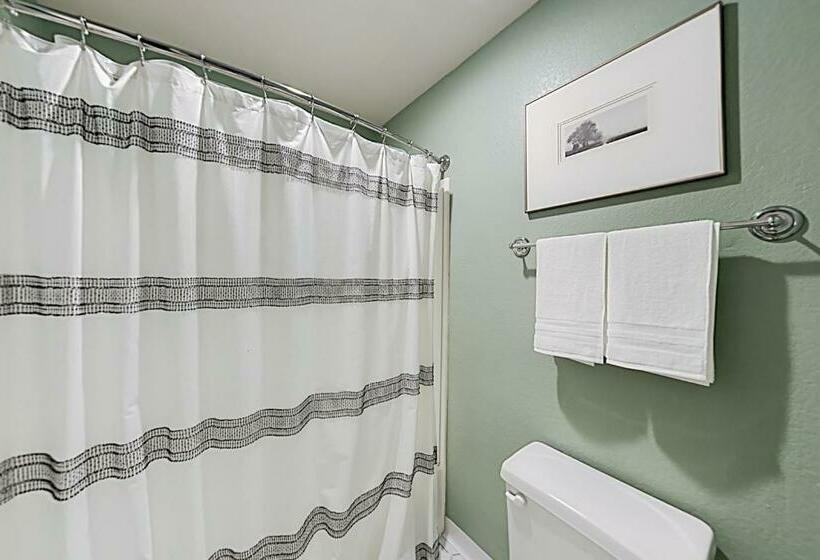 فندق 12 Tennis Village