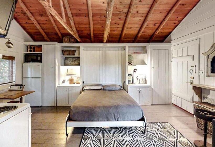 هتل Sprucewold Beach House