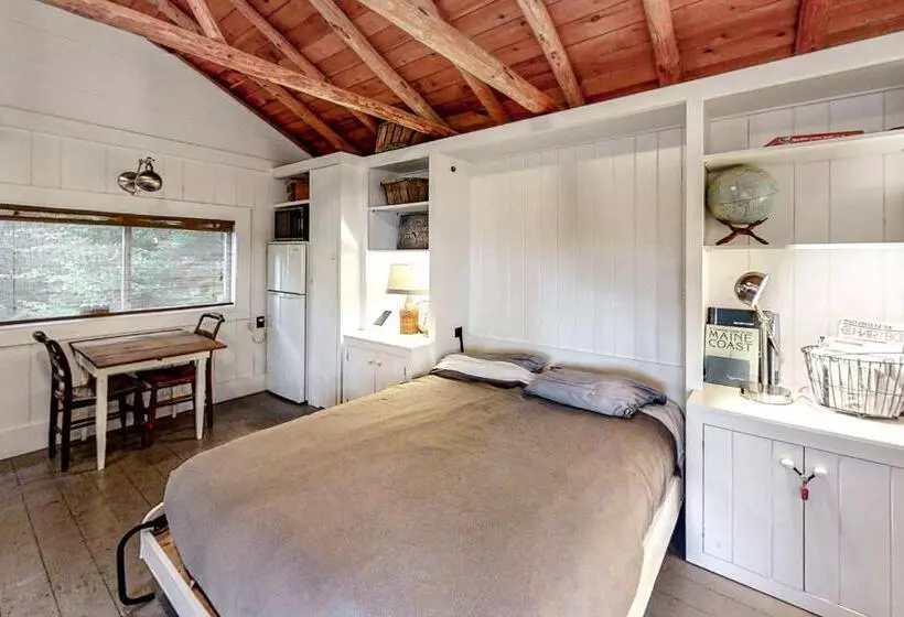 ホテル Sprucewold Beach House