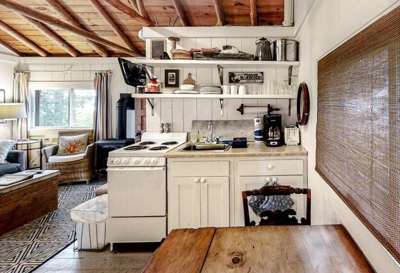 هتل Sprucewold Beach House