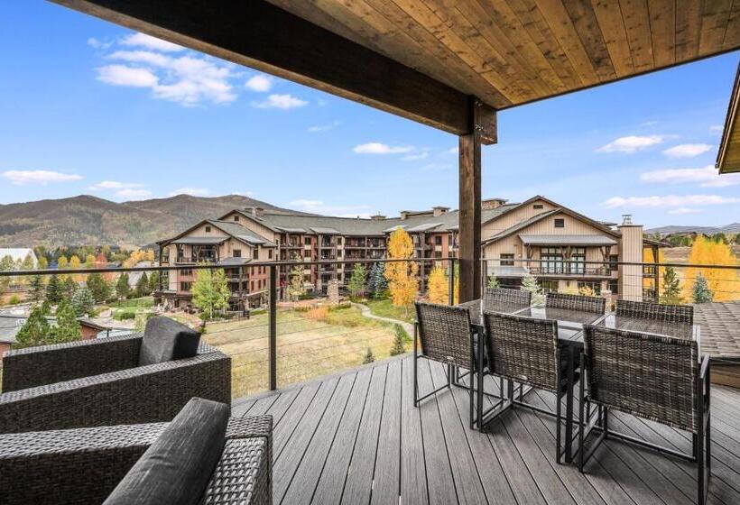 هتل Traverse 1462