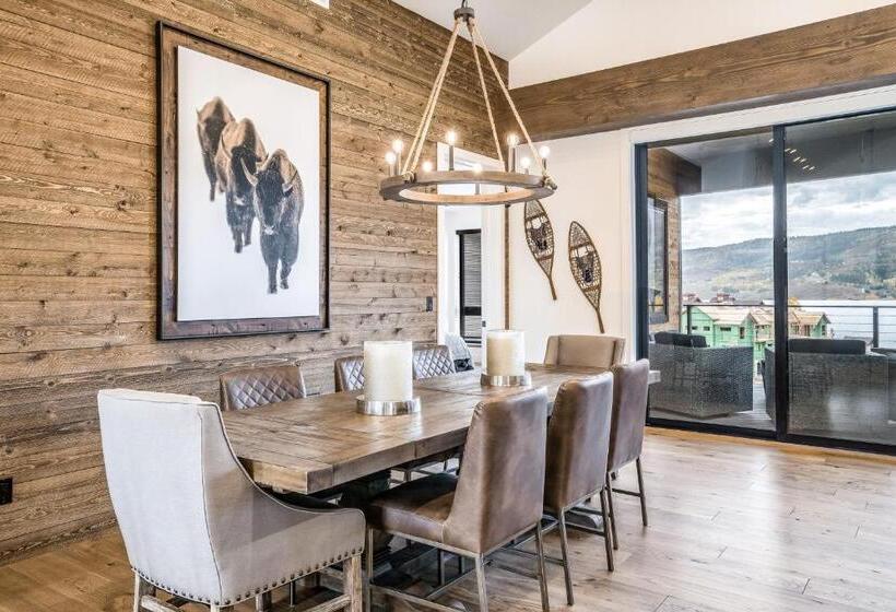 هتل Traverse 1462