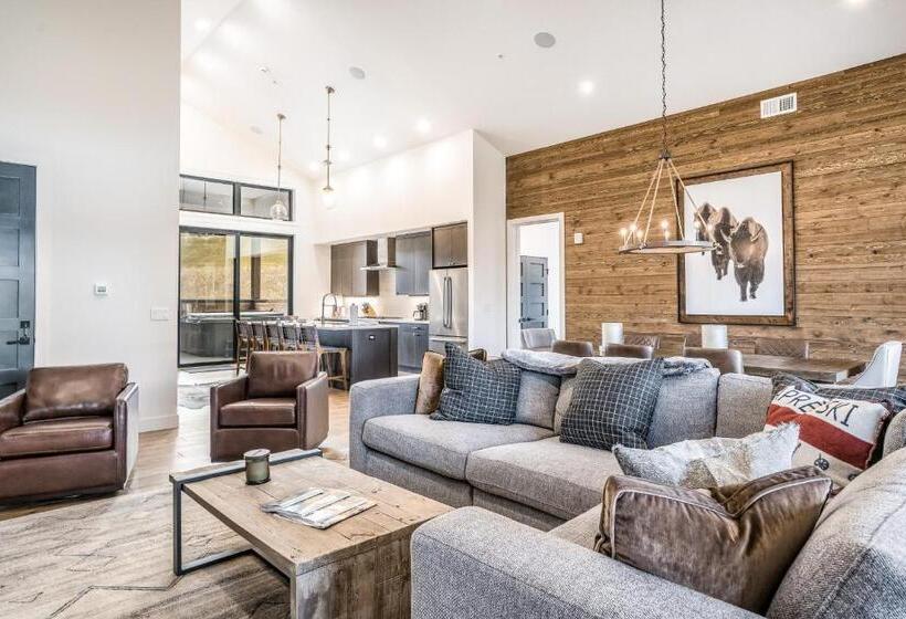 هتل Traverse 1462