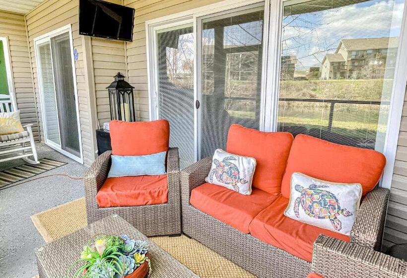 호텔 A Little Lake Retreat