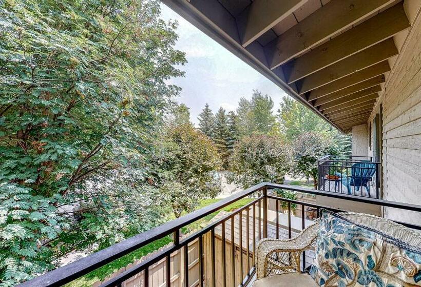 Otel Ketchum S Paradise