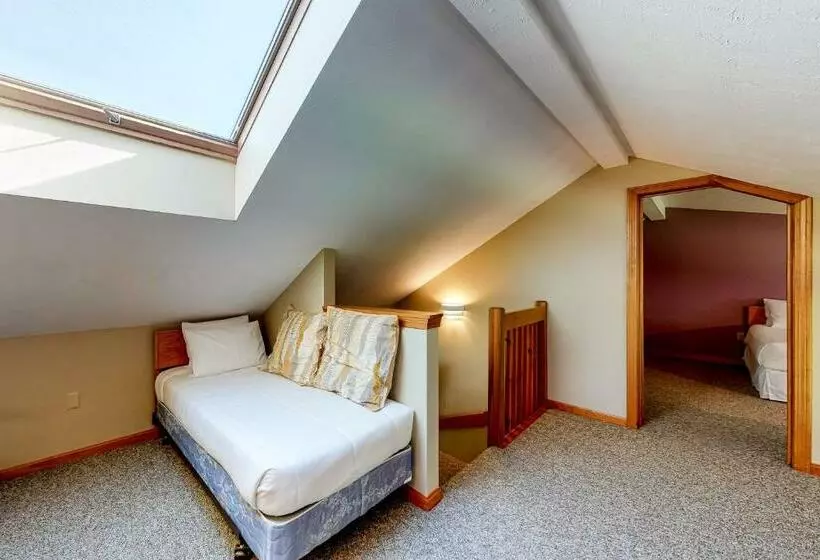 ホテル Mountain & Golf Retreat