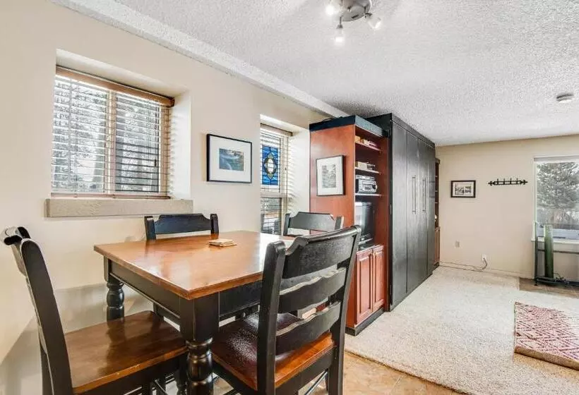 Hotelli Stover S Outpost