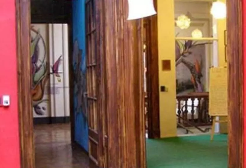 هاستل Art Factory San Telmo