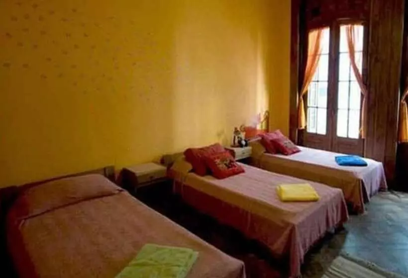 هاستل Art Factory San Telmo