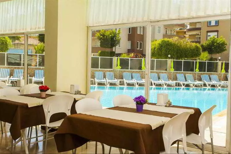 Boreas Suite Apart