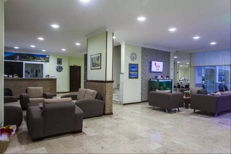 Boreas Suite Apart