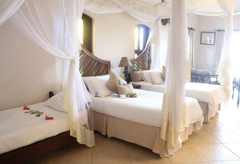 בית מלון כפרי Casa Rex By Sol Resorts