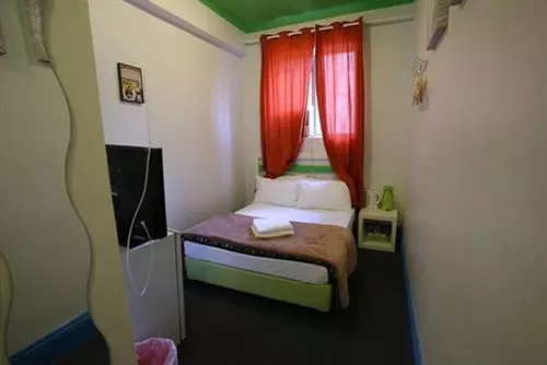 هتل Central Perk Lodge