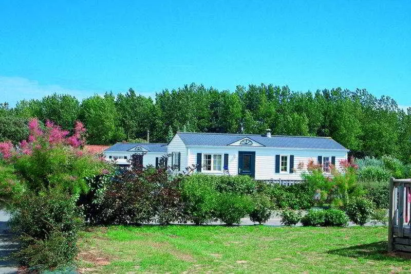 호텔 Domaine Résidentiel De Plein Air Odalys Saint Martin