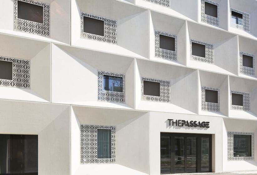 בית מלון כפרי The Passage  Urban Retreat