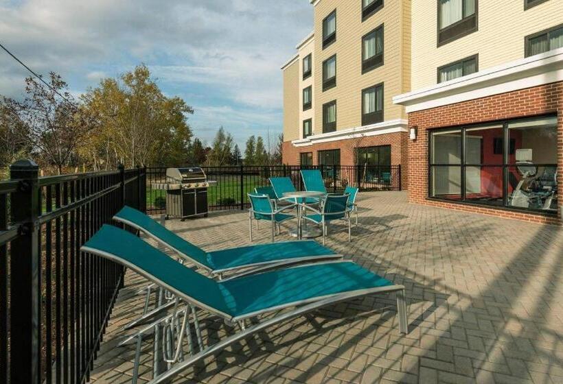 בית מלון כפרי Towneplace Suites By Marriott Bangor