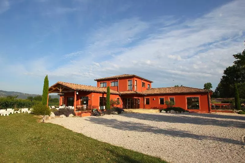 Отель Vacanceole  Le Domaine Du Lac