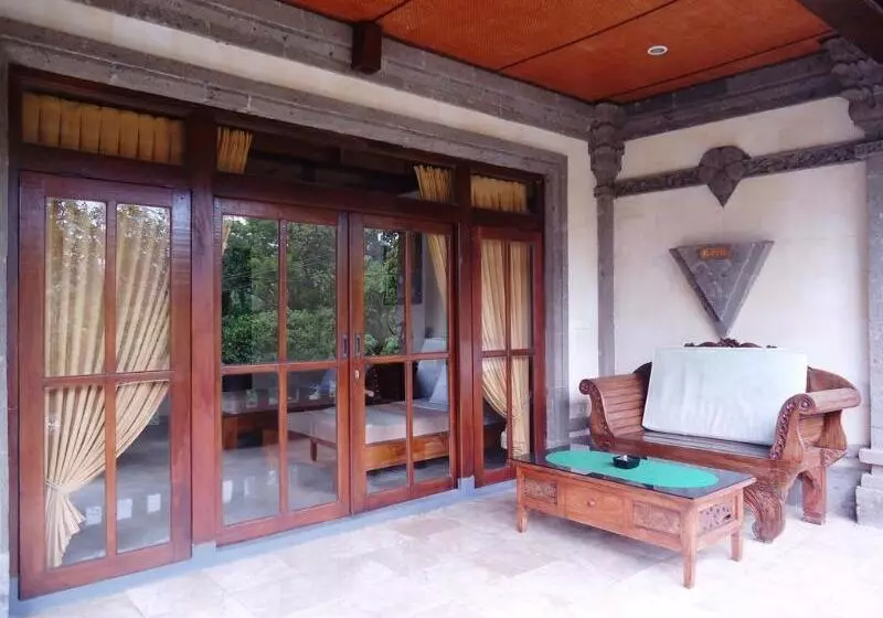 Pande Permai Bungalows