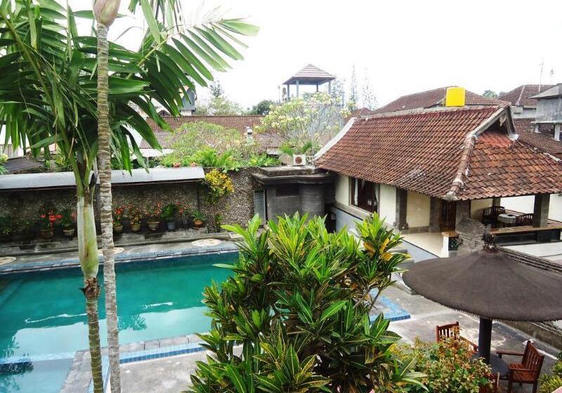 Pande Permai Bungalows