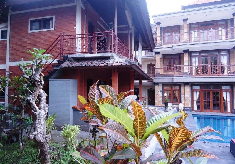 Pande Permai Bungalows