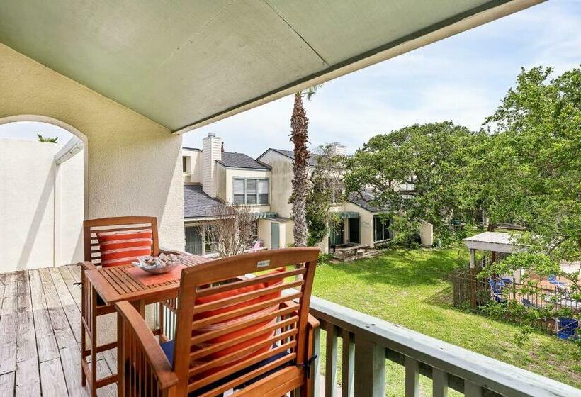 فندق Fulton Beach Condos