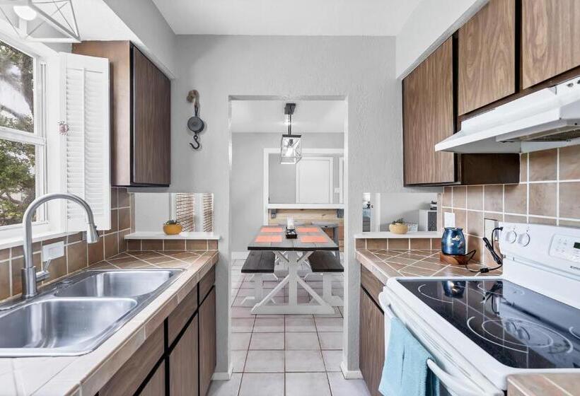 فندق Fulton Beach Condos