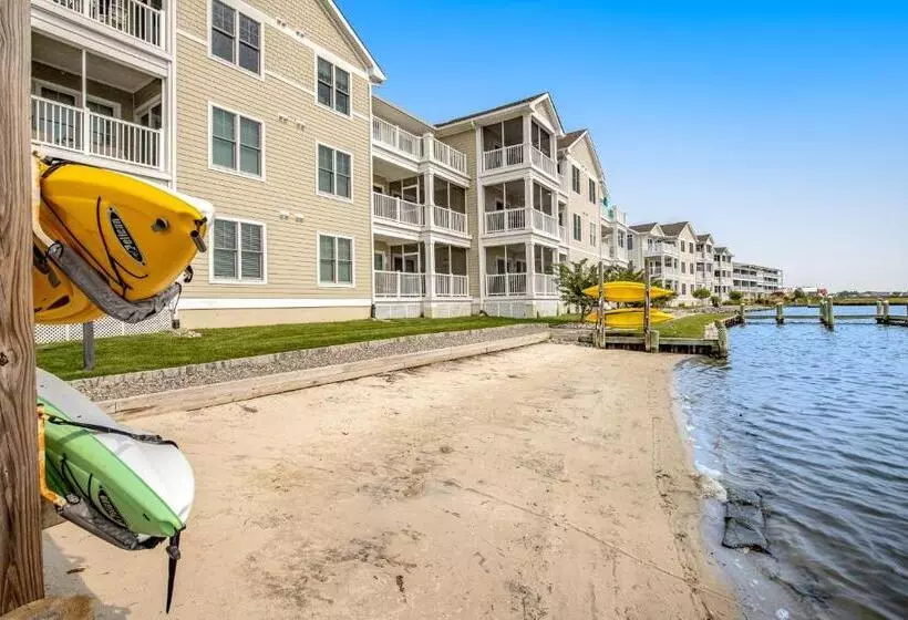 ホテル Laguna Bay     37286 Lighthouse #207
