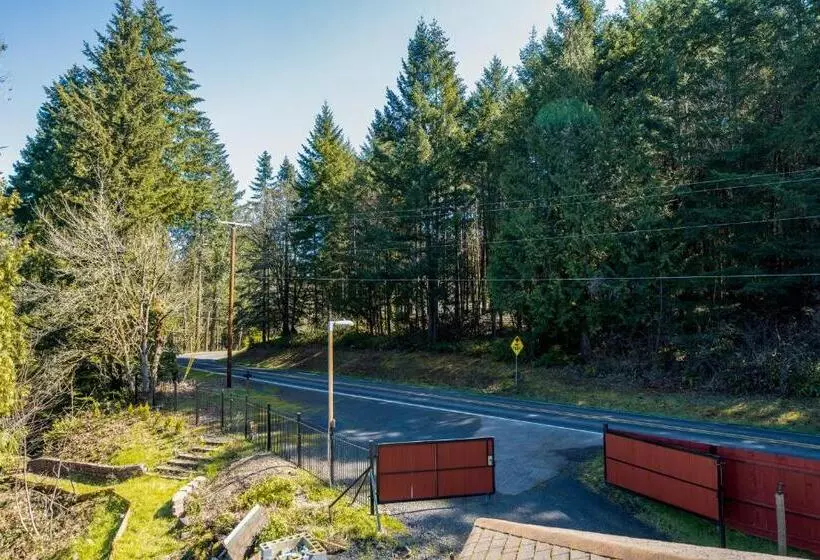 ホテル Mckenzie View Cottage