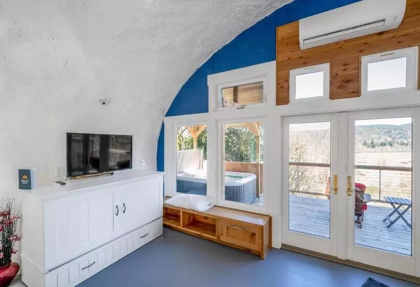 ホテル Mckenzie View Cottage