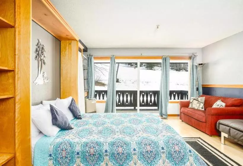 Hotelli East Condo #208