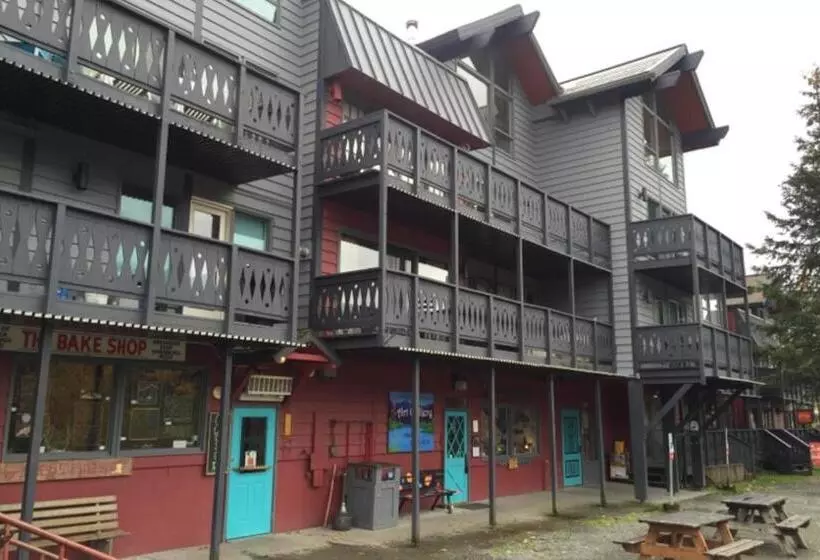 Hotelli East Condo #208