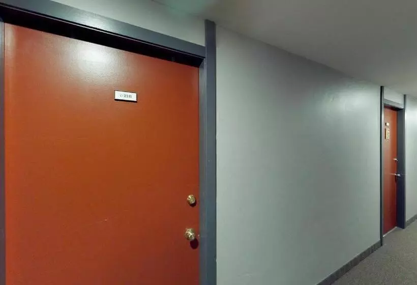 Hotelli East Condo #208