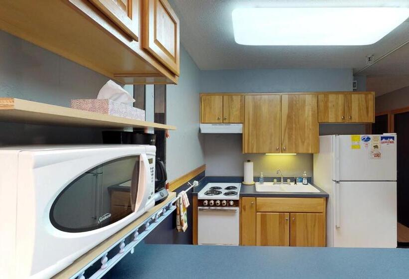 בית מלון כפרי East Condo #208