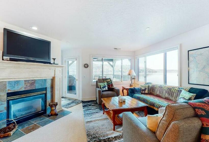 호텔 Astounding Arrow Point