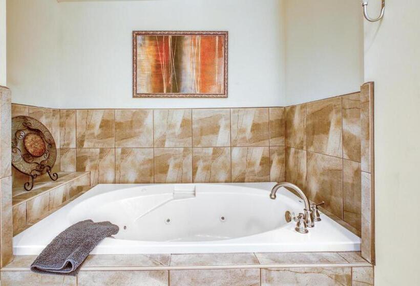 فندق River Crossing 401