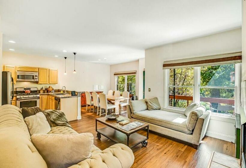 Otel Mountain Retreat