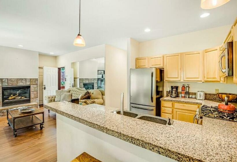 Otel Mountain Retreat