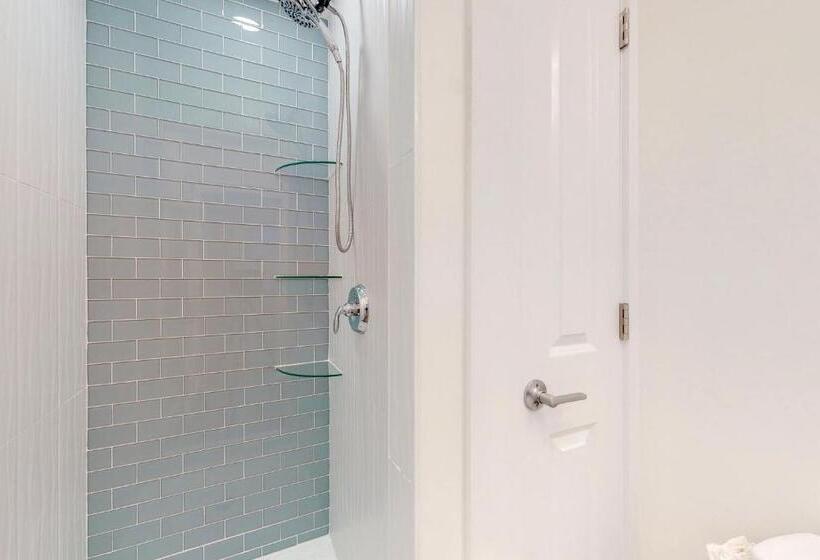 בית מלון כפרי Provincetown Paradise