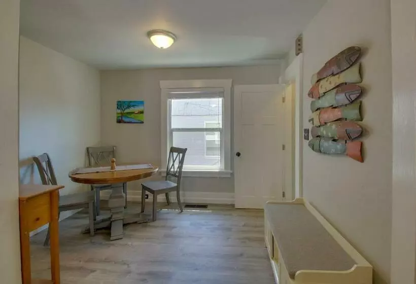 ホテル West Bremerton Cozy Home