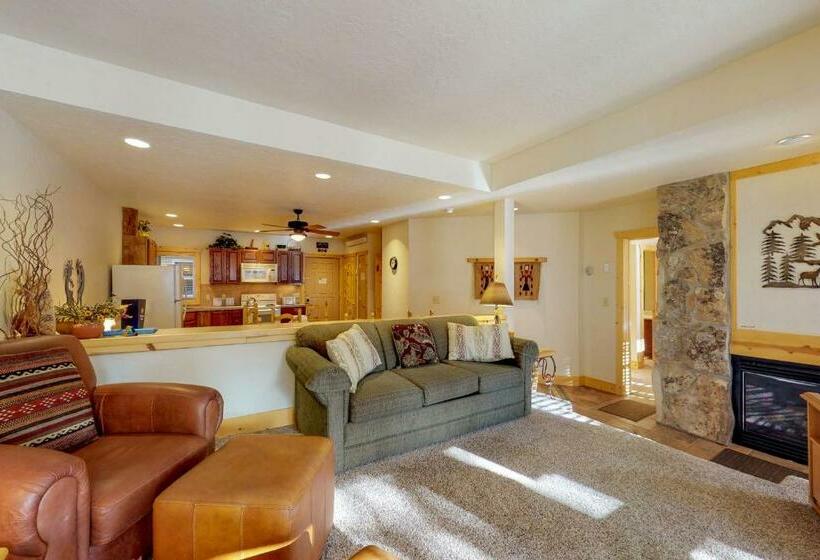 酒店 Wine Down In Granby