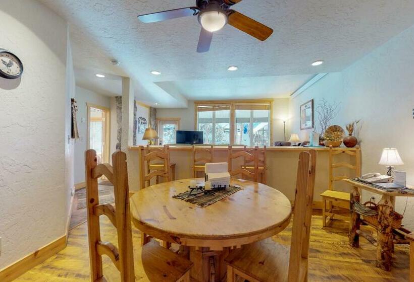 酒店 Wine Down In Granby