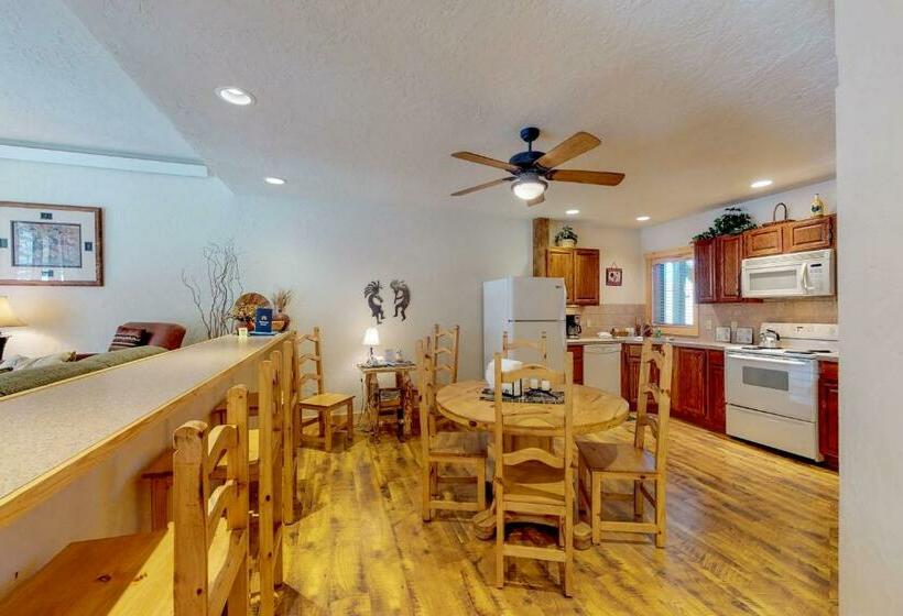 호텔 Wine Down In Granby